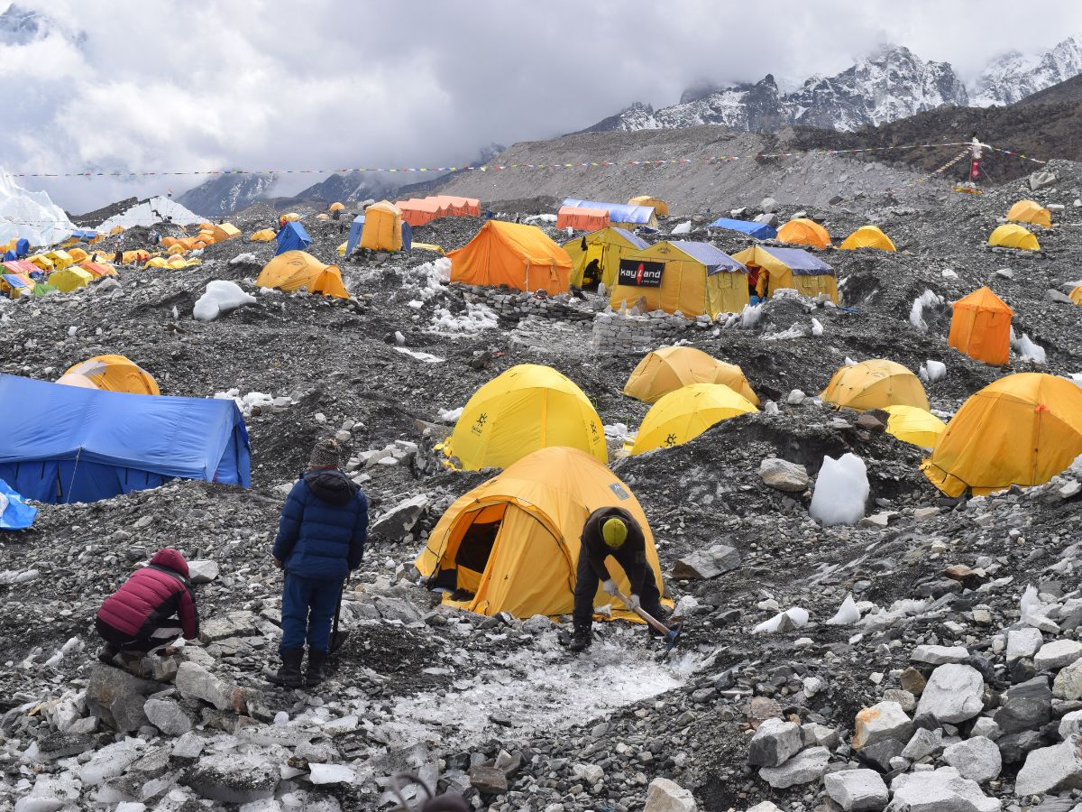life at everest camps